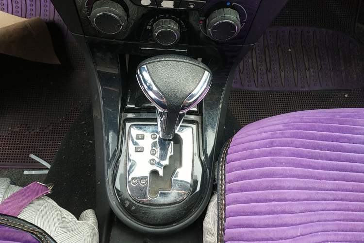 Used Citroen C-Quatre 2012 Sedan 1.6L Automatic Prestige Model Gear Lever