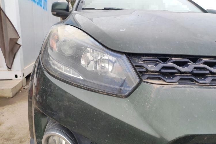 Used JMC Yuhu 3 2018 2.5T Diesel Two-Wheel Drive Advanced Version Standard Wheelbase
