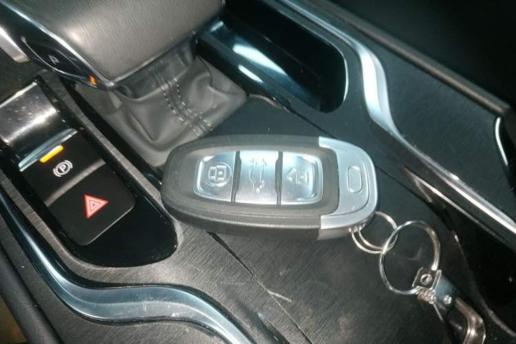 Used Hongqi E-QM5 2023 Revised Version Basic Travel Edition
