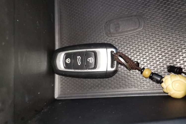 Used Geely Auto Vision X3 2021 PRO 1.5L CVT Deluxe Model