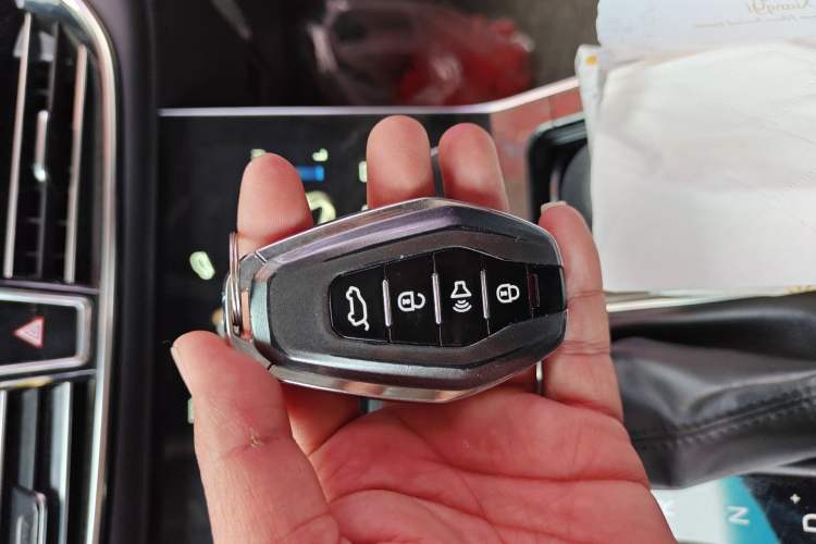 Used JETOUR X90 2021 1.6T DCT Shadow Edition 7-Seater