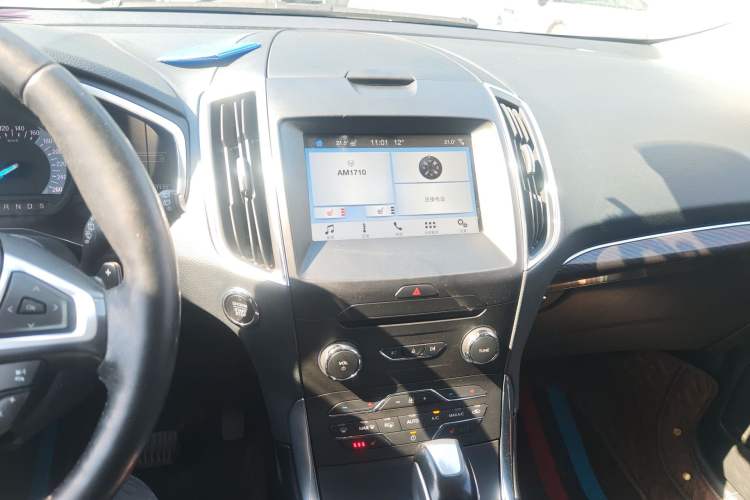 Used Ford Edge 2018 EcoBoost 245 Two-Wheel-Drive Titanium 7-Seater China V Standard
