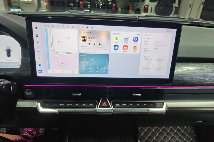 Used Tank 400 New Energy 2023 Hi4-T Super Edition Audio And AC Panel