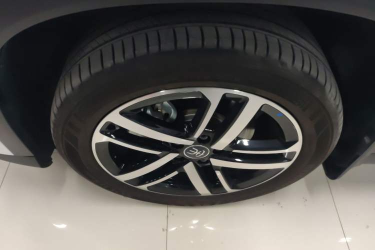 Used BYD Song L DM-i 2025 Intelligent Driving Version 112 km Leading Trim
