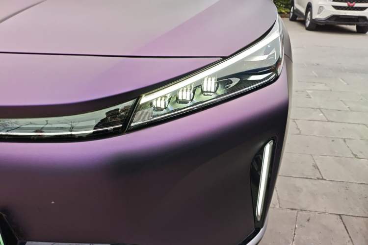 Used Roewe D5X DMH 2024 135 Tech Edition
