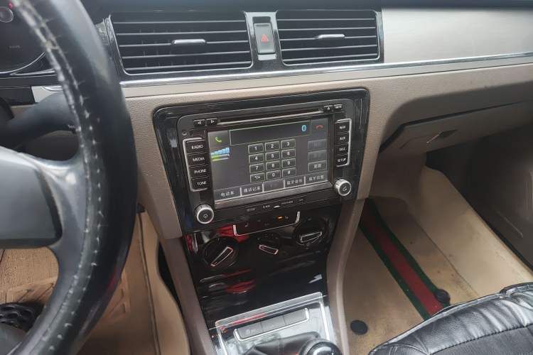 Used Volkswagen Bora 2013 1.6L Manual Comfort Model
