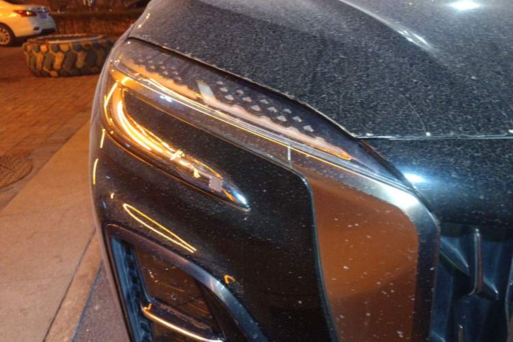 Used Hongqi HS3 2023 1.5T Two-Wheel Drive Shanwei Edition Right Front Headlight