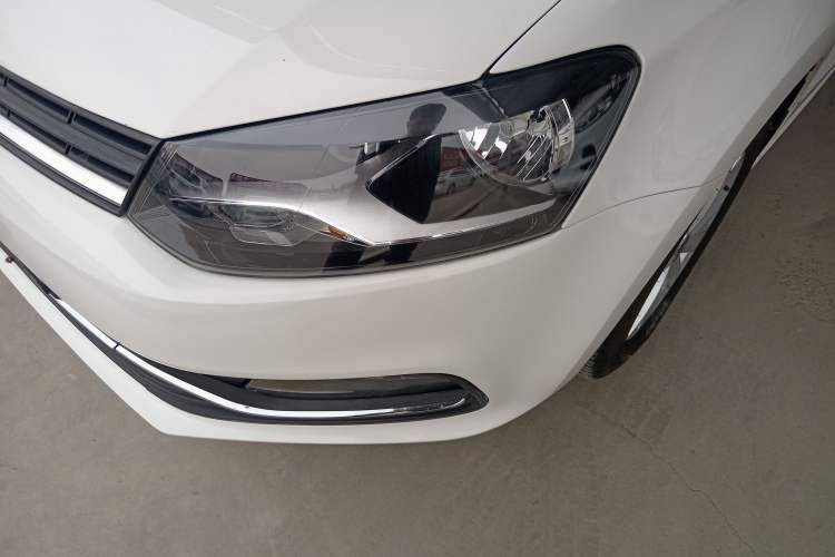 Used Volkswagen Polo 2016 1.4L Manual Fashion Model