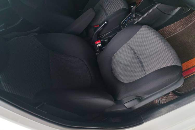 Used Hyundai Verna (older generation) 2017 1.4L Automatic YueXiang Edition China V-standard
