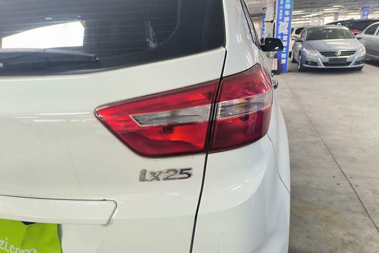 Used Hyundai ix25 2015 1.6L Automatic Two-Wheel Drive Smart GLS Trim
