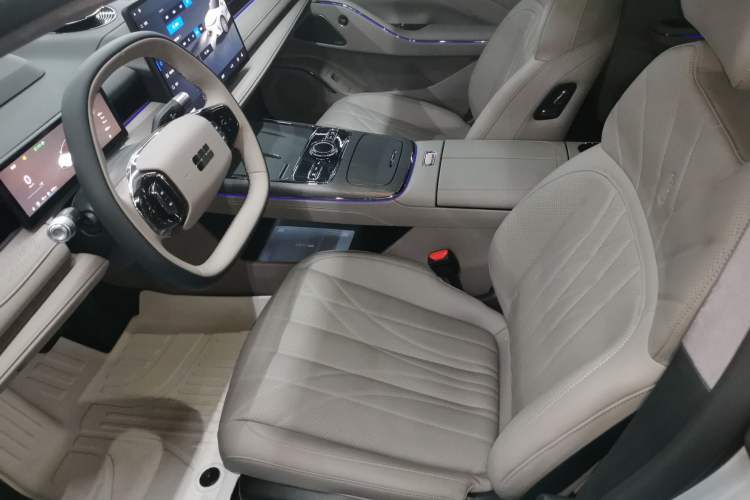 Used Geely Galaxy 8 2025 130km EM-i Flagship Edition