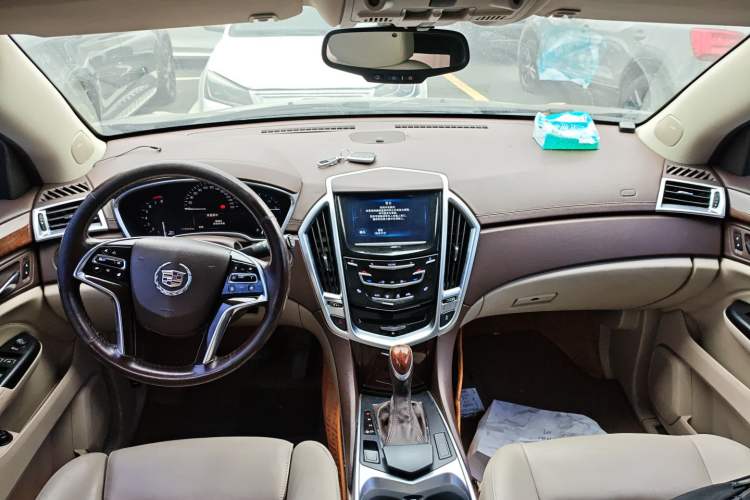 Used Cadillac SRX 2014 3.0L Luxury Model
