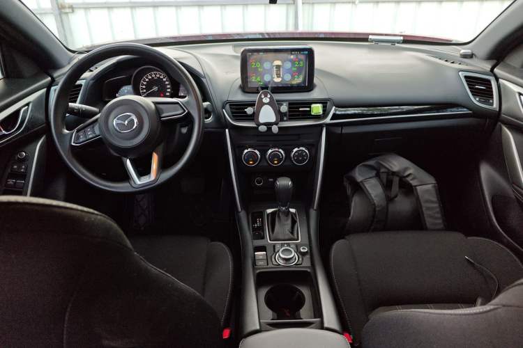 Used Mazda CX-4 2018 2.0L Automatic Two-Wheel Drive Blue Sky Dynamic Version China V Standard