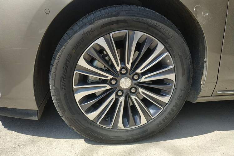 Used Buick GL8 2023 ES Lu Zun Luxury Model