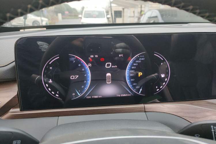 Used Ford Equator 2021 EcoBoost 225 Premier 6-Seater Instrument Cluster