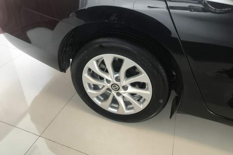 Used Nissan Sylphy 2024 Classic 1.6XL CVT Luxury Edition Right Rear Wheel Hub