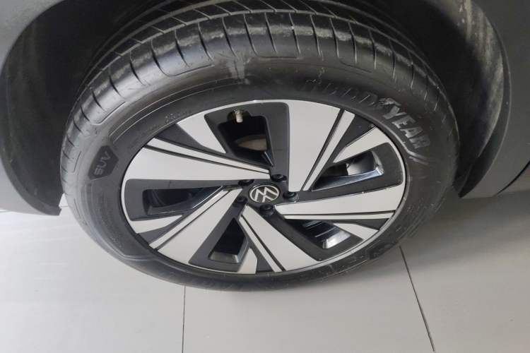 Used Volkswagen Teramont X 2024 380TSI Four-Wheel Drive Prestige Luxury Edition Right Rear Wheel Hub