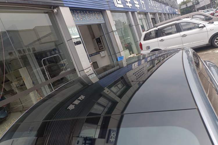 Used ORA Lightning Cat 2022 555 km Luxury Edition