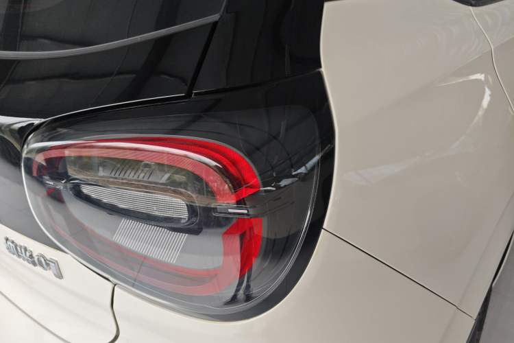 Used Dongfeng NAMMI 01 2024 430 Plus Smart+ Exterior 3