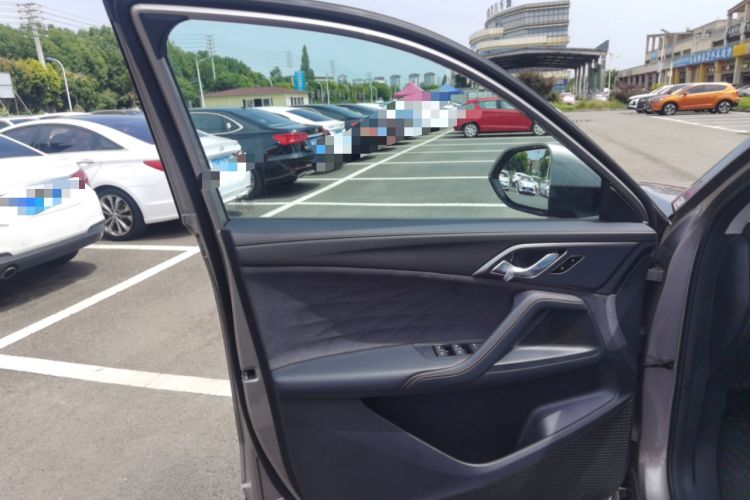 Used Roewe D5X DMH 2024 135 Flagship Edition
