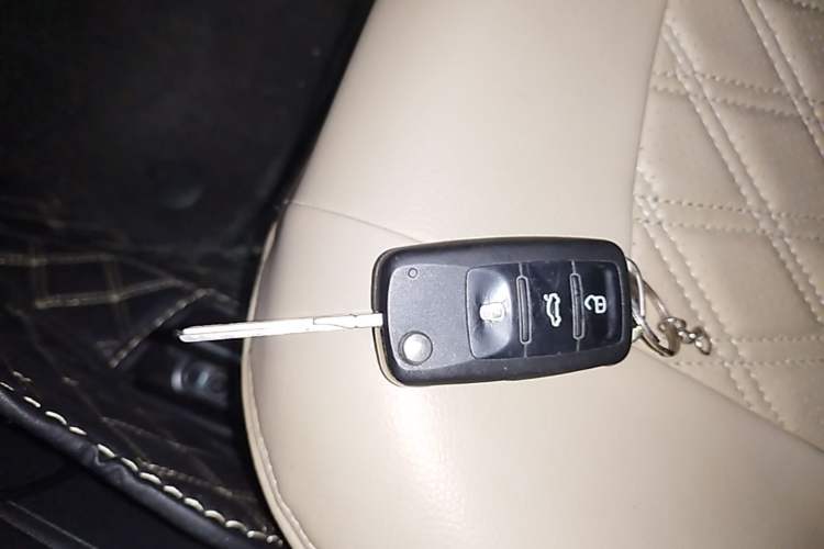 Used Volkswagen Jetta 2013 1.6L Manual Comfort Model
