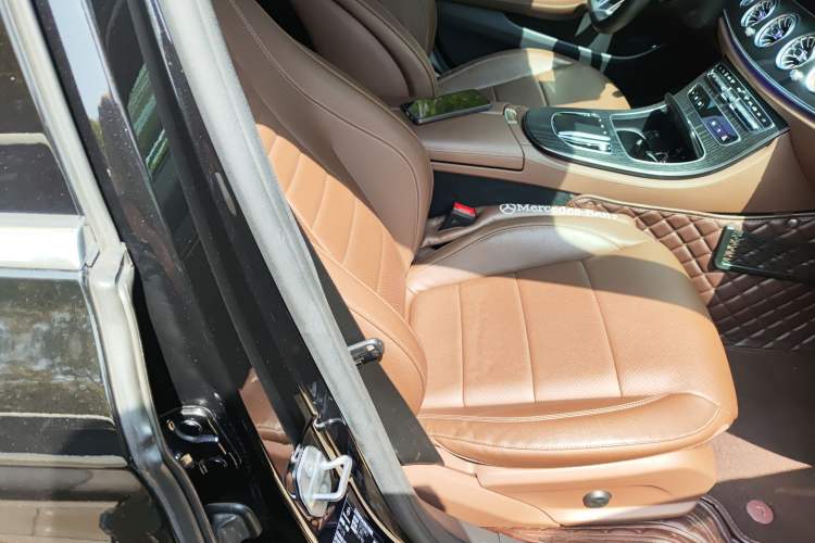 Used Mercedes-Benz E-Class 2021 E 300 L Sporty and Stylish Model