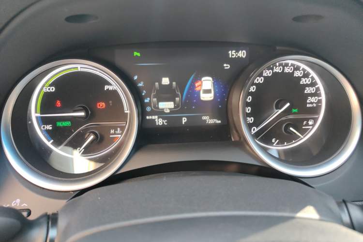 Used Toyota Camry 2019 Dual-Engine 2.5 HG Luxury Edition China V Standard
