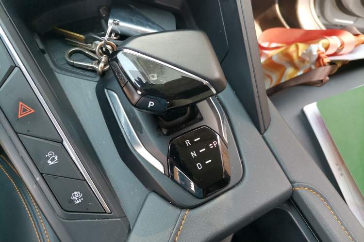 Used Lynk & Co 06 EM-P 2022 PHEV 84 km Range Pro Version
