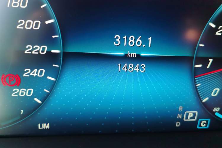 Used Mercedes-Benz GLC Coupe 2021 GLC 260 4MATIC Coupe SUV
