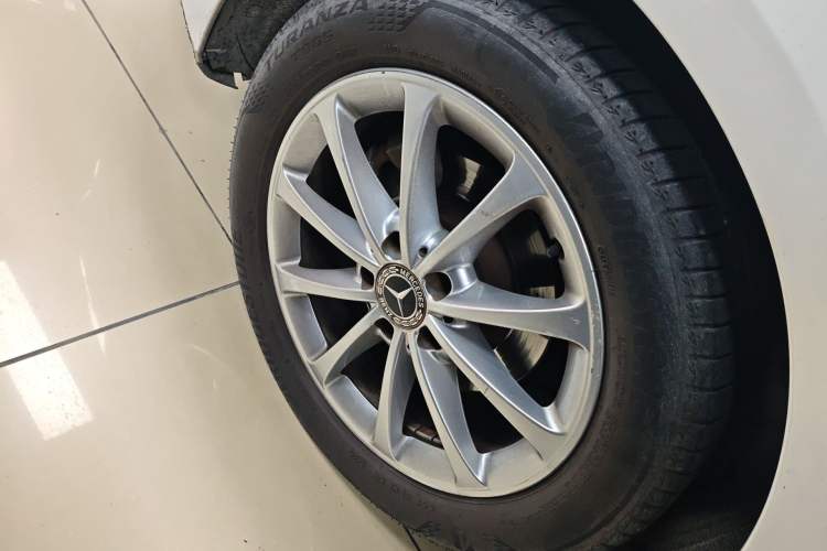 Used Mercedes-Benz A-Class 2020 Restyled A 200 L Sport Sedan Dynamic Version Exterior 5