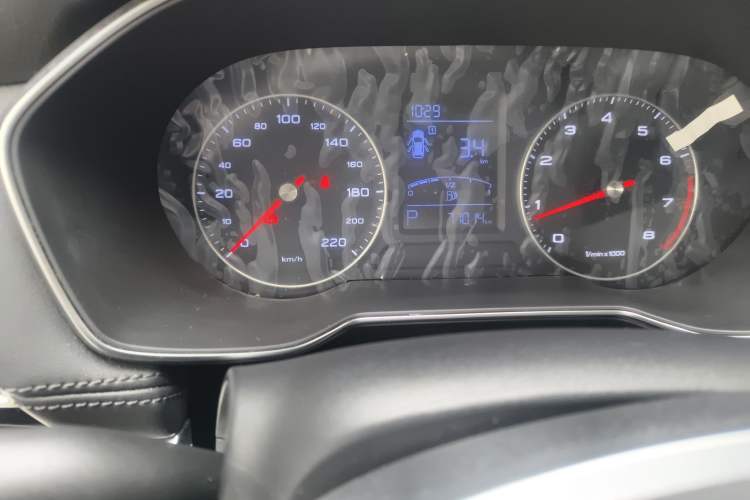 Used Roewe RX3 2018 1.6L CVT Internet Smart Edition Odometer Close Up