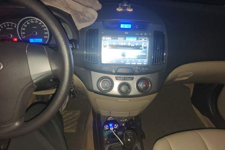 Used Hyundai Celesta 2011 1.6L Manual Comfort Edition