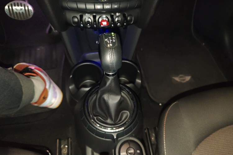 Used MINI 2014 1.5T COOPER Fun