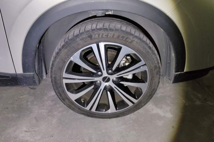 Used Roewe RX5 MAX 2021 Supreme Series 400TGI Automatic Smart Cabin Prestige Edition
