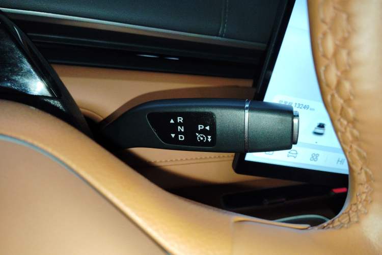 Used Deepal S07 2024 215Max Qiankun Intelligent Driving ADS SE Range-Extended Version
