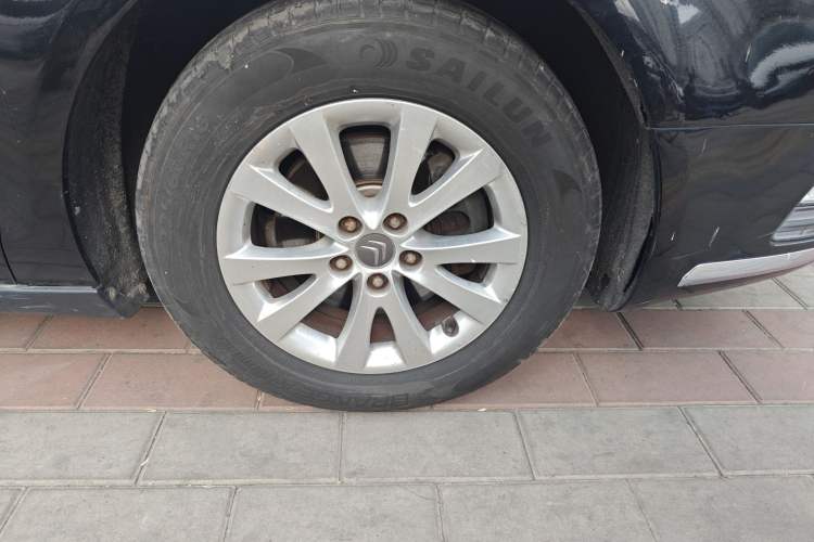 Used Citroen C5 2014 2.0L Automatic Luxury Edition Right Front Wheel Hub