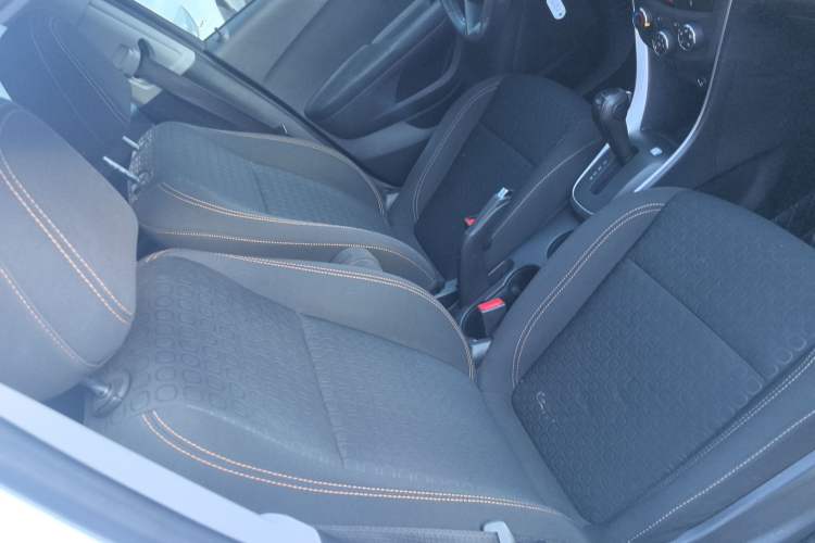 Used Chevrolet Trax 2018 330T Automatic Two-Wheel Drive Elite Model
