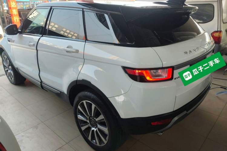 Used Land Rover Range Rover Evoque 2018 240 PS SE Smart Brilliance Edition
