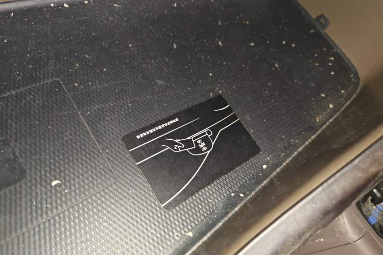 Used Denza D9 2022 DM-i 970 Four-Wheel Drive Flagship Model