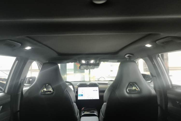 Used Dongfeng Aeolus L7 New Energy 2025 205 Ultra-Long Range Deluxe Edition
