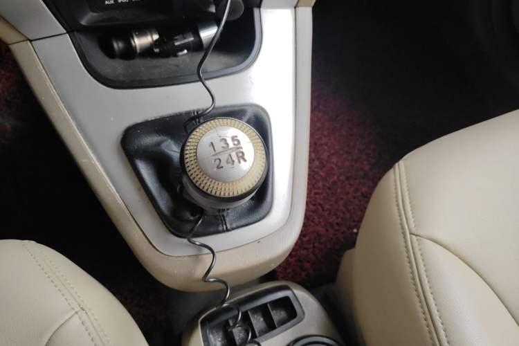 Used Hyundai Tucson 2013 2.0L Manual Two-Wheel Drive Fashion Edition