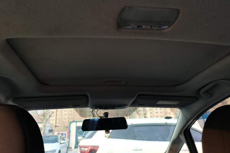 Used Honda Fit 2018 1.5L CVT Comfort Sunroof Version