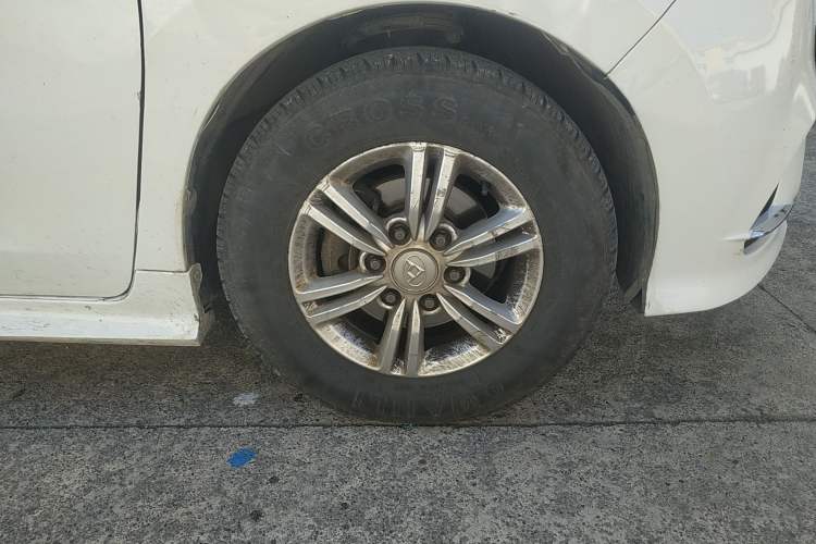 Used SAIC MAXUS G10 2018 PLUS 1.9T Manual Elite Edition Diesel
