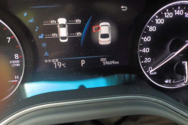 Used Toyota Avalon 2019 2.0L XLE Premium Edition China VI