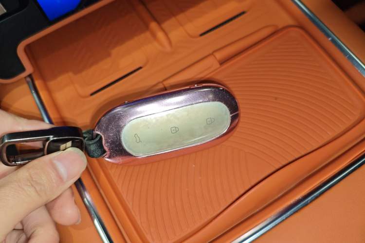 Used Li Auto L8 2023 Pro Model
