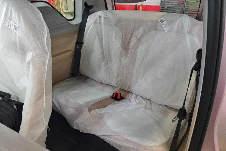 Used Geely Galaxy Panda 2024 Panda Mini 200km Endurance Bear