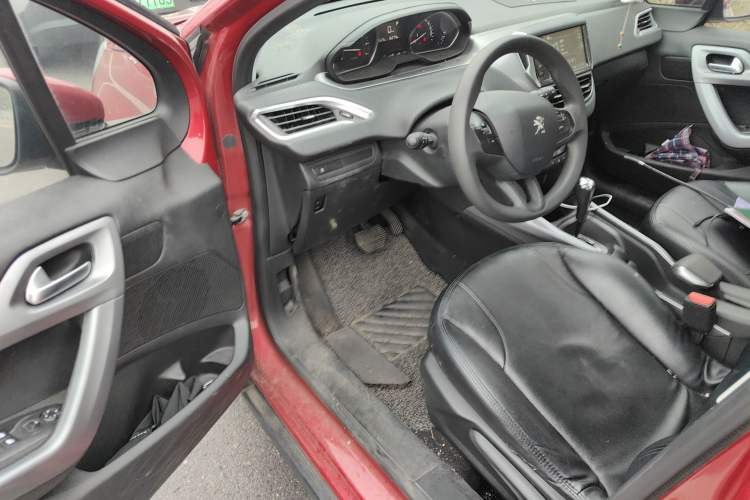 Used Peugeot 2008 2014 1.6L Automatic Fashion Edition Driver Seat