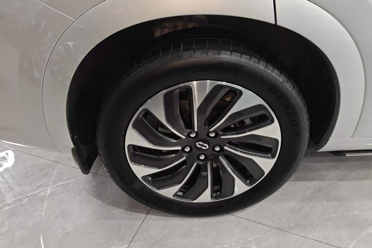 Used Hima AITO M7 2024 1.5T Rear-Drive Plus Version 5 Seats