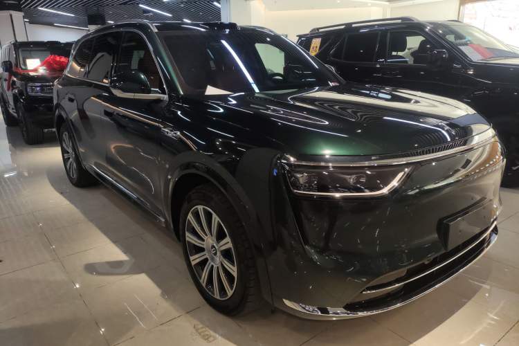 Used Hima AITO M8 2025 Extended-Range Ultra Version 53.4 kWh 6-Seater Edition