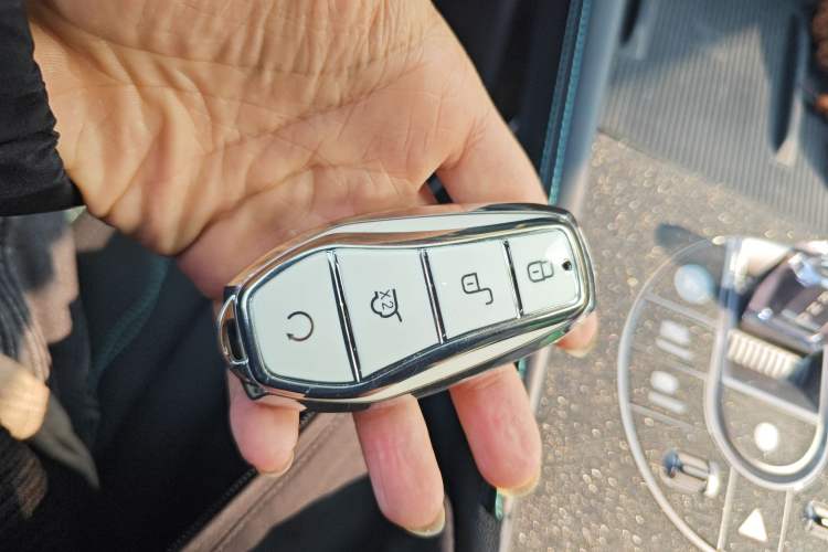 Used BYD Seal 06 New Energy 2024 DM-i 120KM Flagship Model
